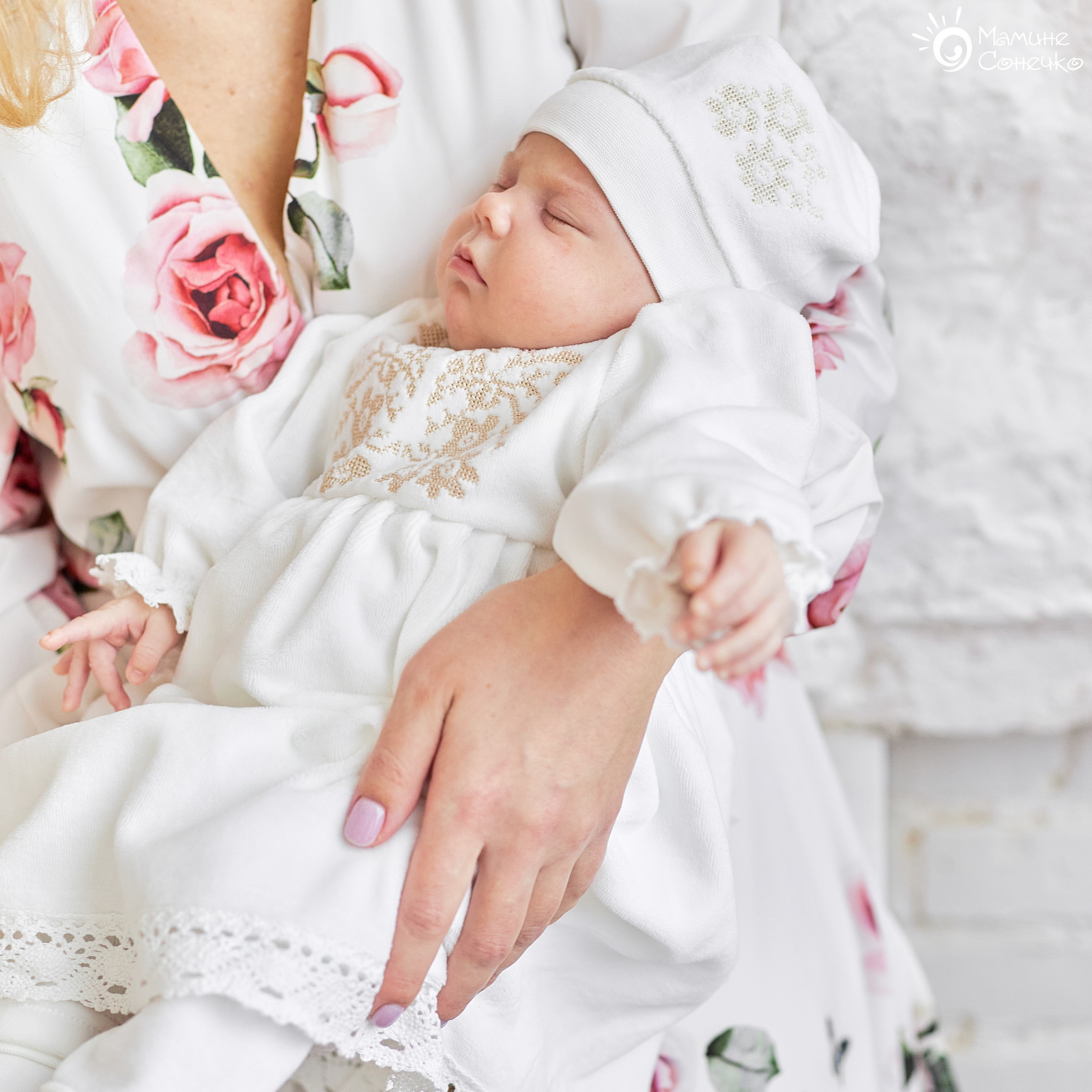 Baby baptismal costume “Mama’s flower” beige, ivory velour