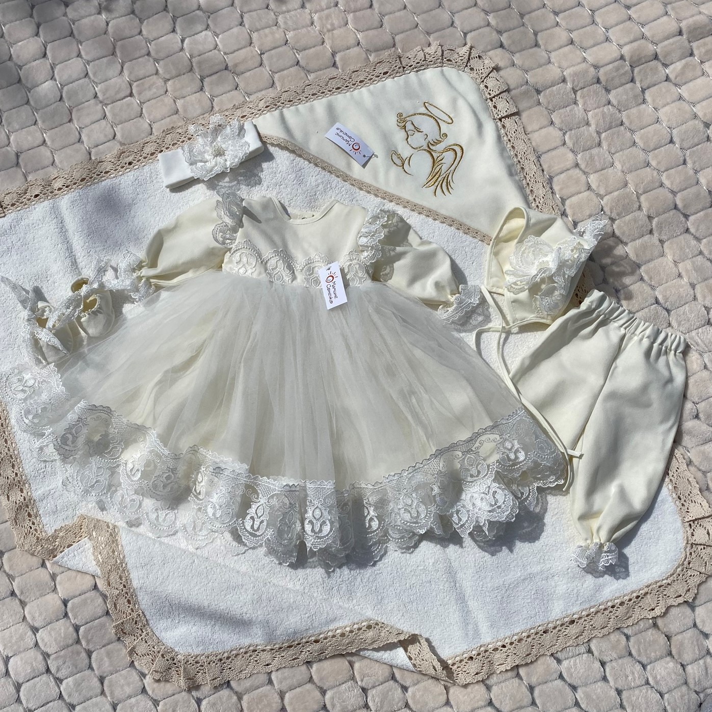 Complete set for the baptism of a girl “Princess Ivory Plus”, linen