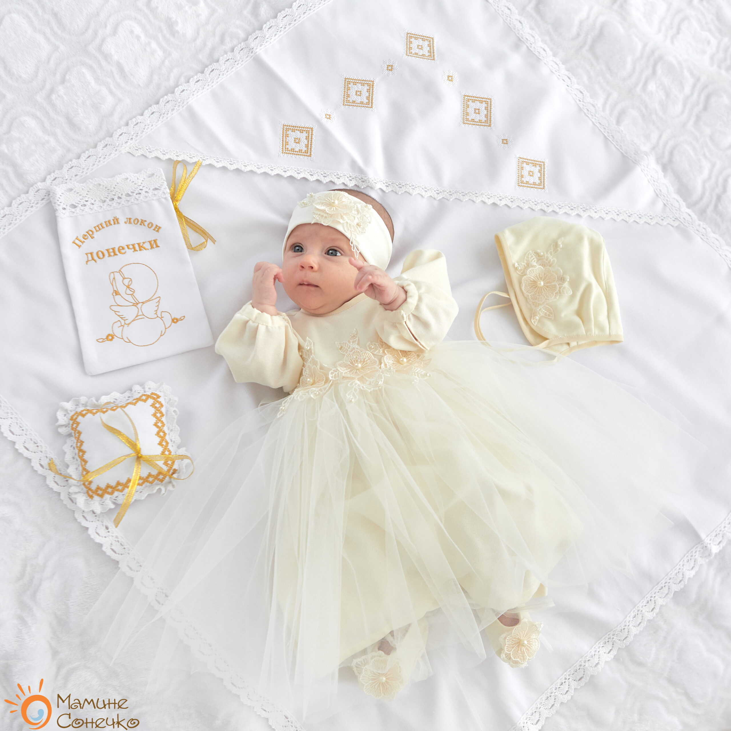 Complete set for the baptism of a girl “Tenderness”, linen