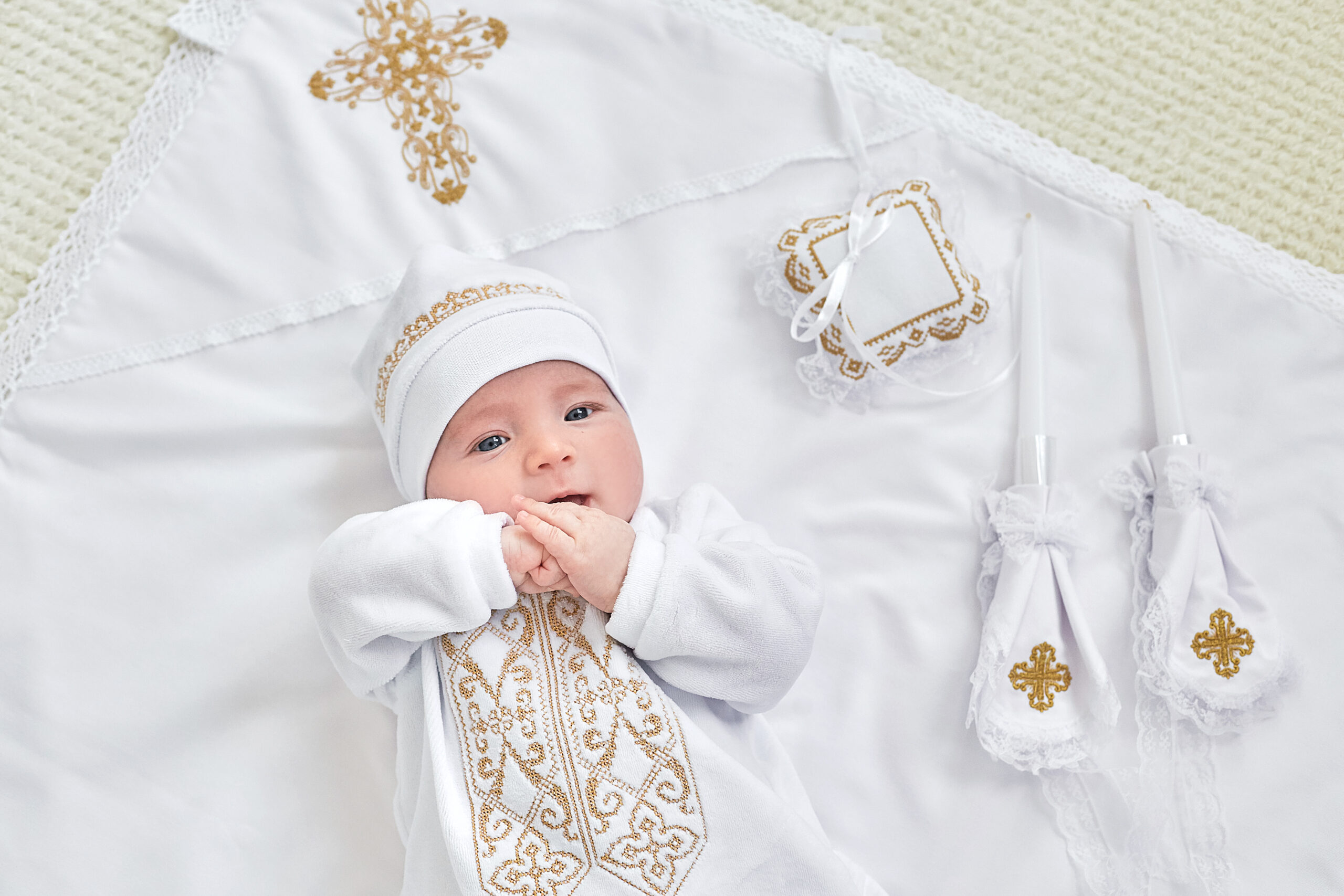 Complete set for baptism of a boy “Monochrome geometry” gold, velour