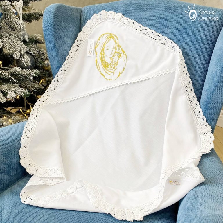 Крыжма тонкая для крещения "Дева Мария" золото, лен