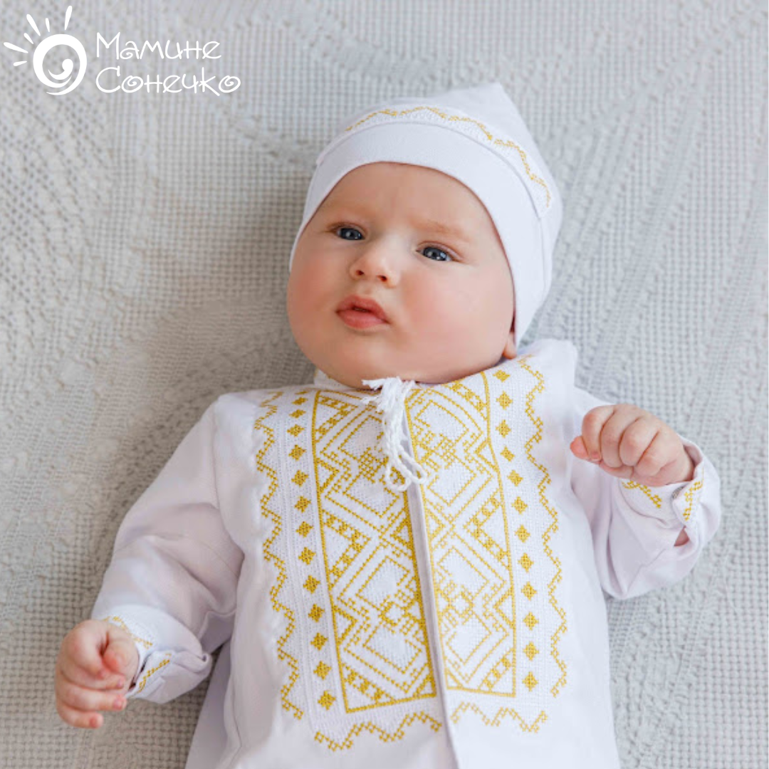 Костюм для хрещення хлопчика “Богатир” золото-біла вишивка, льон білий