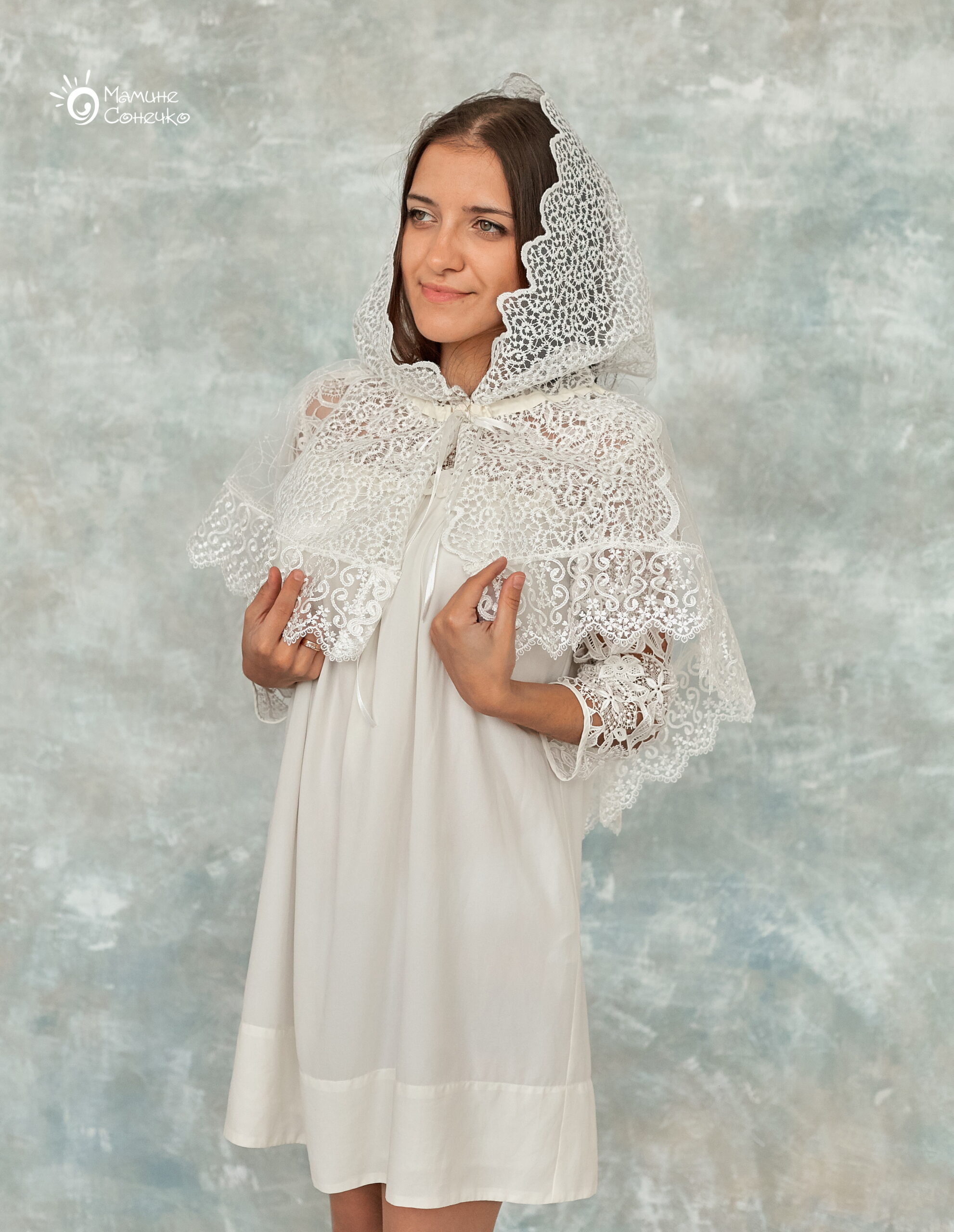 Праздничный женский платок-палантин “Хранительница” айвори